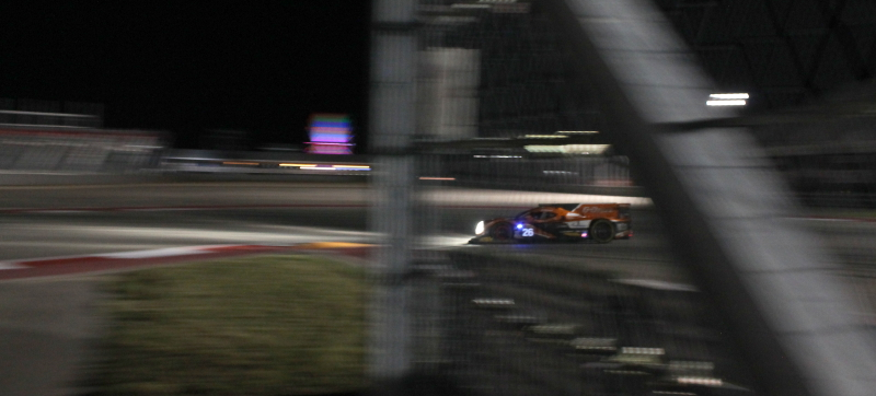 Illustration for article titled Trouble Strikes Lead Porsche In Last Hour Of Race; Gives Win To Other Porsche
